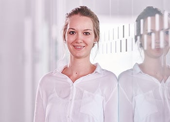 Anna Maucher Ausbildung und Studium bei Winterhalter Anna Maucher Ausbildung und Studium bei Winterhalter